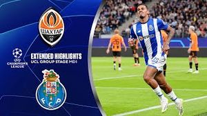 Video post by @cbssportsgolazo on YouTube