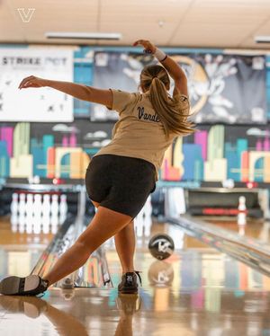 Image post by @vandybowling on Instagram