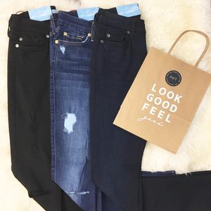 Image post by @shopoutoftown on Instagram