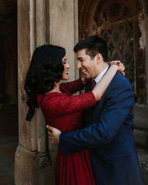 Image post by @thismodernlovephoto on Instagram