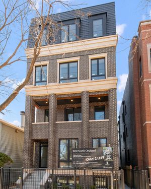 Image post by @barretthomeschicago on Instagram