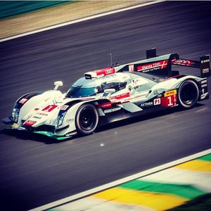 Image post by @lucasdigrassi on Instagram