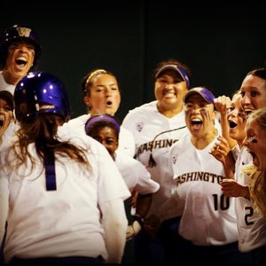 Image post by @uwsoftball on Instagram