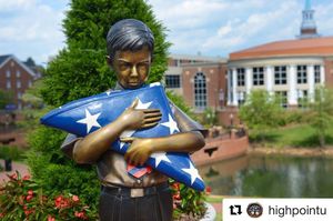 Image post by @hpuwlax on Instagram