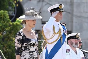 Image post by @theroyalfamily on Instagram