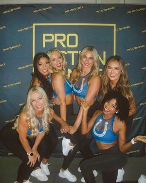 Image post by @coltscheer on Instagram