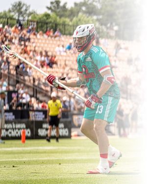Image post by @ecdlax on Instagram