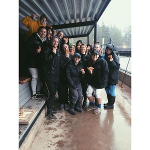 Image post by @wwu_softball on Instagram