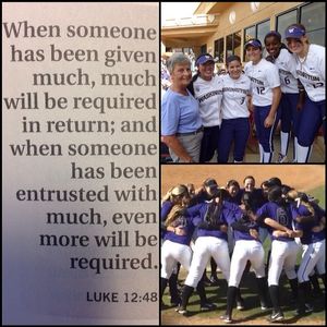 Image post by @uwsoftball on Instagram