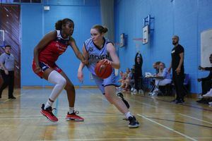 Image post by @itchenbball on Instagram