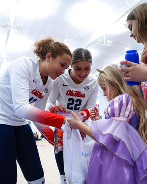 Image post by @olemissvb on Instagram