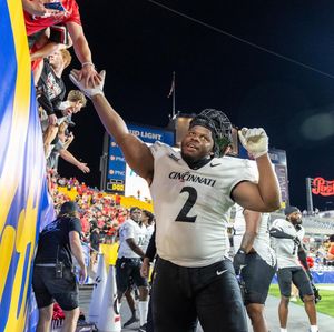 Image post by @gobearcatsfb on Instagram