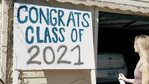 Video post by @ljpage.creates on Instagram