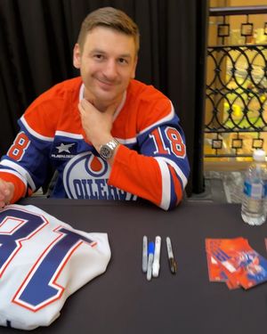 Image post by @oilersnationdotcom on Instagram
