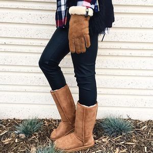 Image post by @shopoutoftown on Instagram