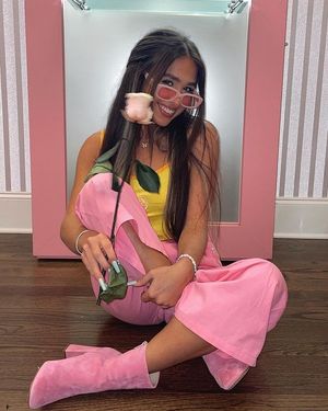 Image post by @shein_us on Instagram