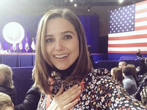 Image post by @SophiaBush on Twitter
