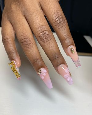 Image post by @cyncity333 on Instagram