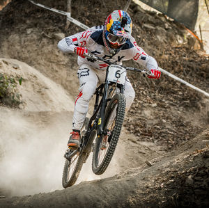 Image post by @foxmtb on Instagram