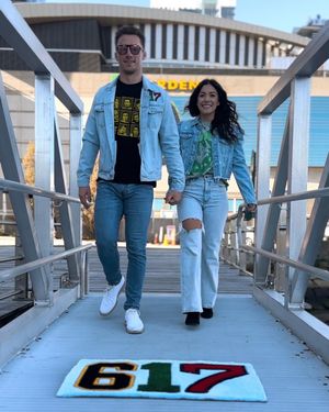Image post by @jeaniusjackets on Instagram
