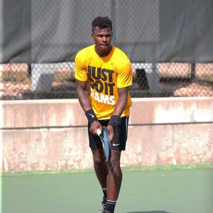 Image post by @vcumtennis on Instagram