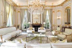 Image post by @christiesrealestate on Instagram