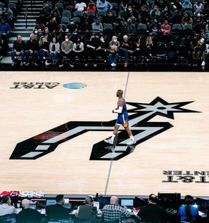 Image post by @cp3 on Instagram