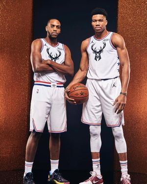 Image post by @giannis_an34 on Instagram