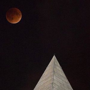 Image post by @nasaartemis on Instagram