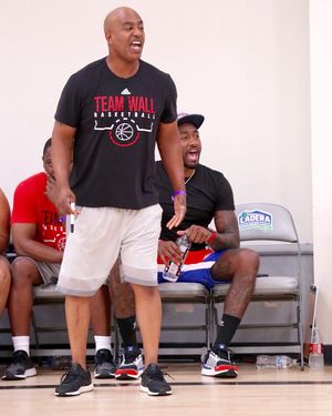 Image post by @teamwallhoops on Instagram