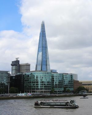 Image post by @eleniwithacamera on Instagram