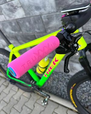Image post by @esigrips on Instagram