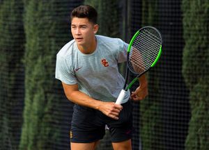 Image post by @uscmenstennis on Instagram