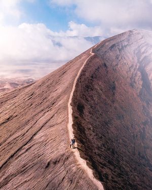 Image post by @dronepals on Instagram