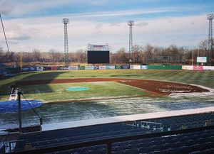 Image post by @syracusemets on Instagram