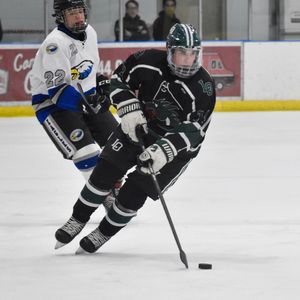 Image post by @lakeorion_varsityhockey on Instagram