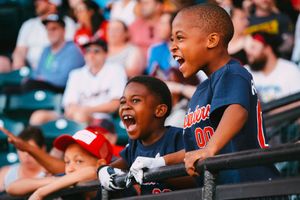 Image post by @tacomarainiers on Instagram
