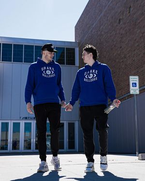 Image post by @drakembb on Instagram