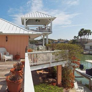 Image post by @christiesrealestate on Instagram