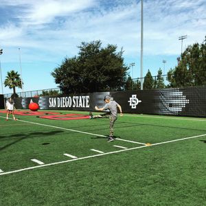 Image post by @aztecwlax on Instagram