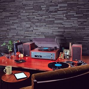 Image post by @vinylmeplease on Instagram