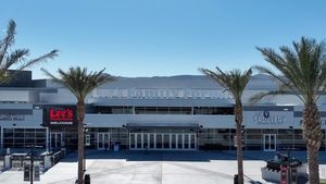 Video post by @vegasdesertdogs on Facebook