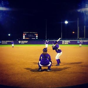 Image post by @uwsoftball on Instagram