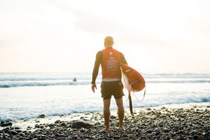 Image post by @wsl.qs on Instagram