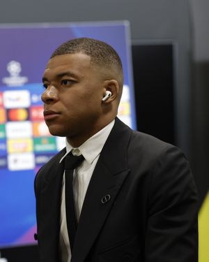 Image post by @psg on Instagram