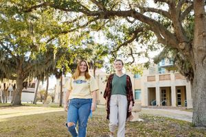 Image post by @newcollegeoffl on Instagram