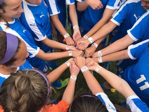 Image post by @ecnlgirls on Instagram