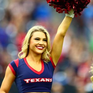 Image post by @texanscheerleaders on Instagram