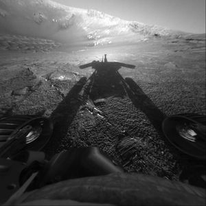 Image post by @nasaartemis on Instagram