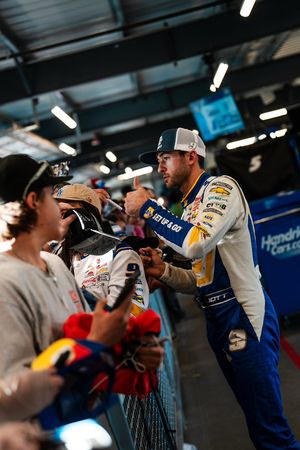 Image post by @TeamHendrick on Twitter